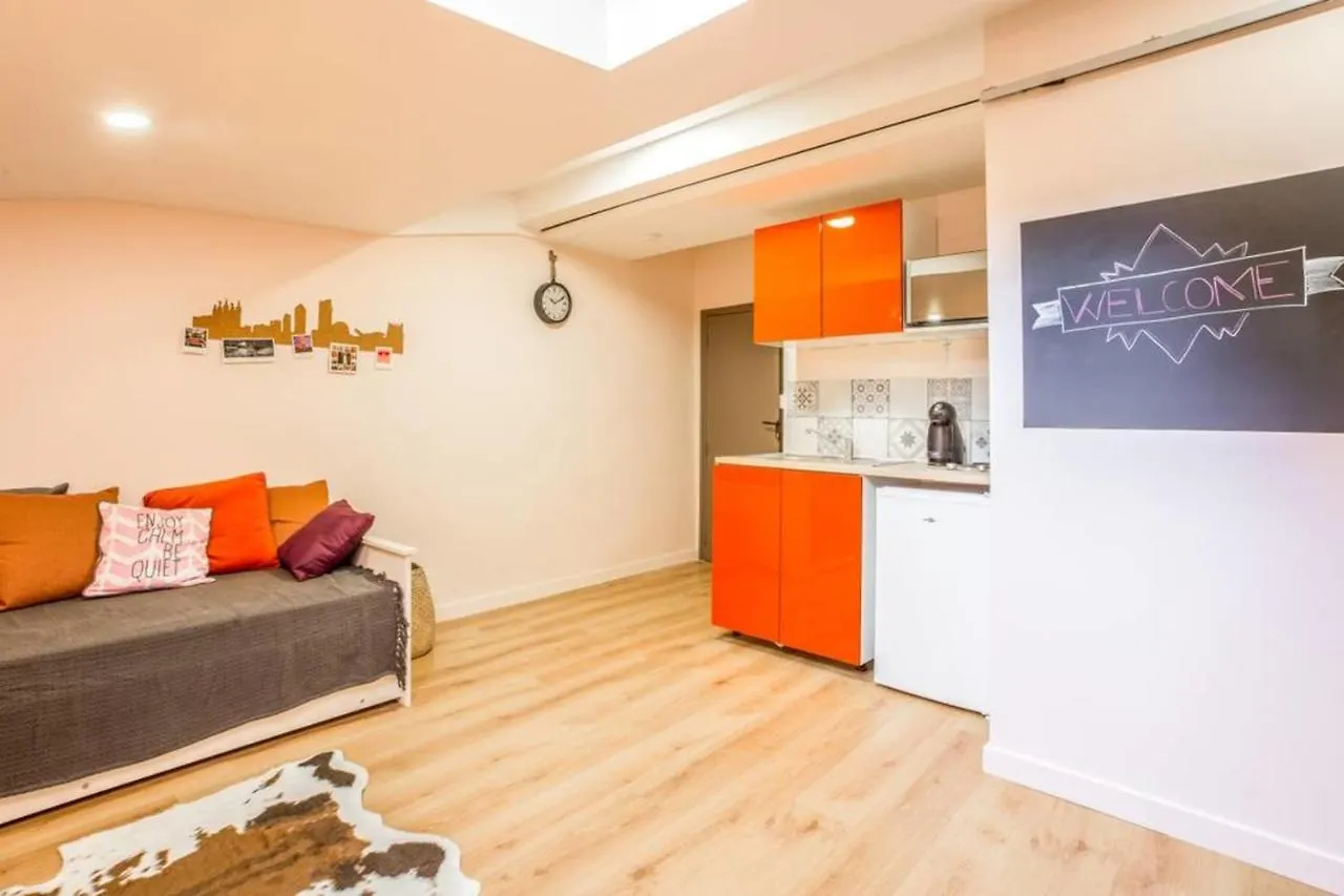 Appartement Charming Little Next In Vieux-Lyon By Guestready